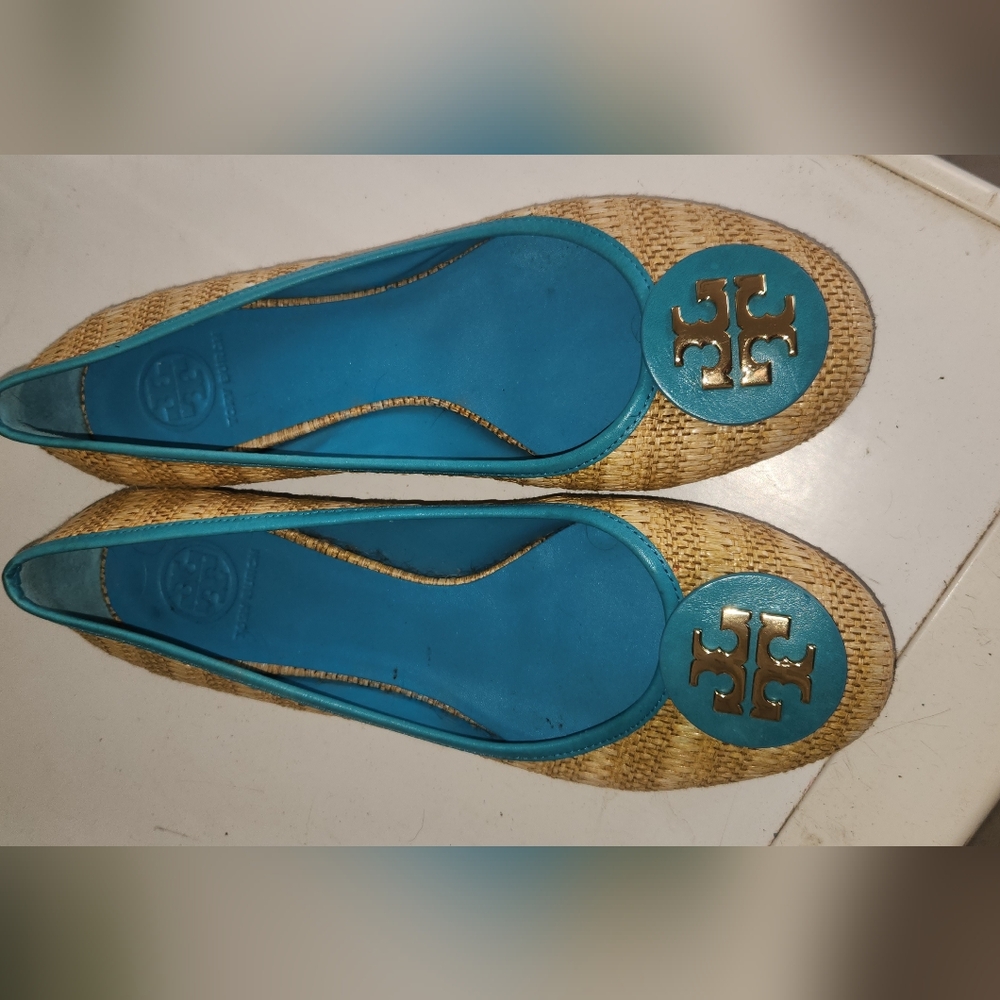 Tory Burch Tan and Blue Women's Flats